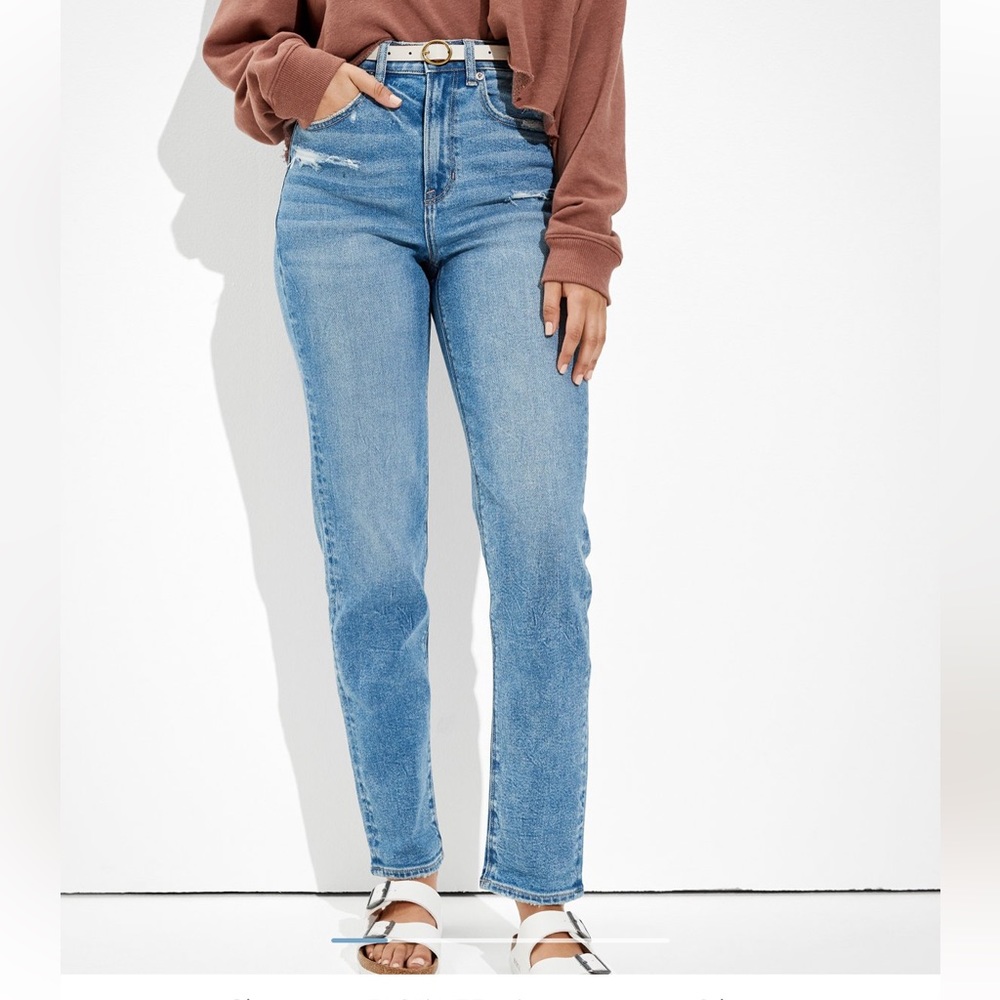 American Eagle Stretch Mom Straight Jean